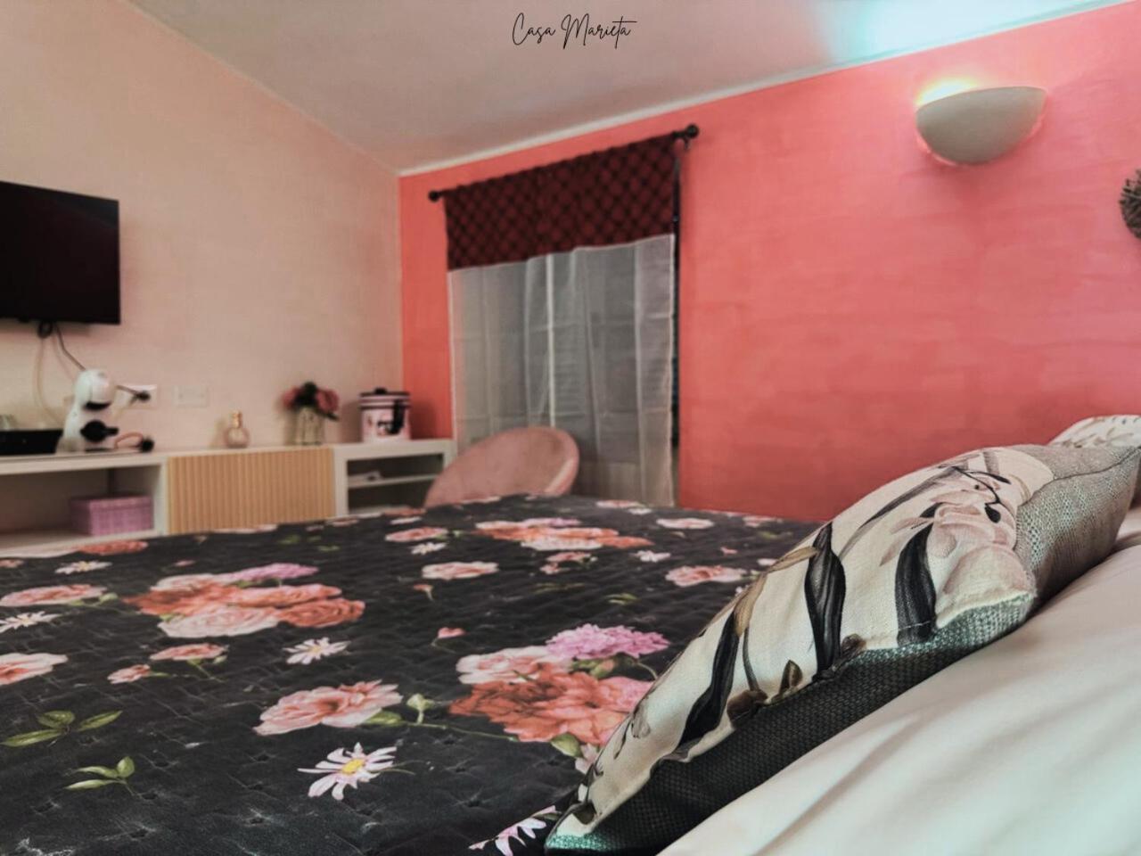 Marieta Rooms Sarzana Exterior photo