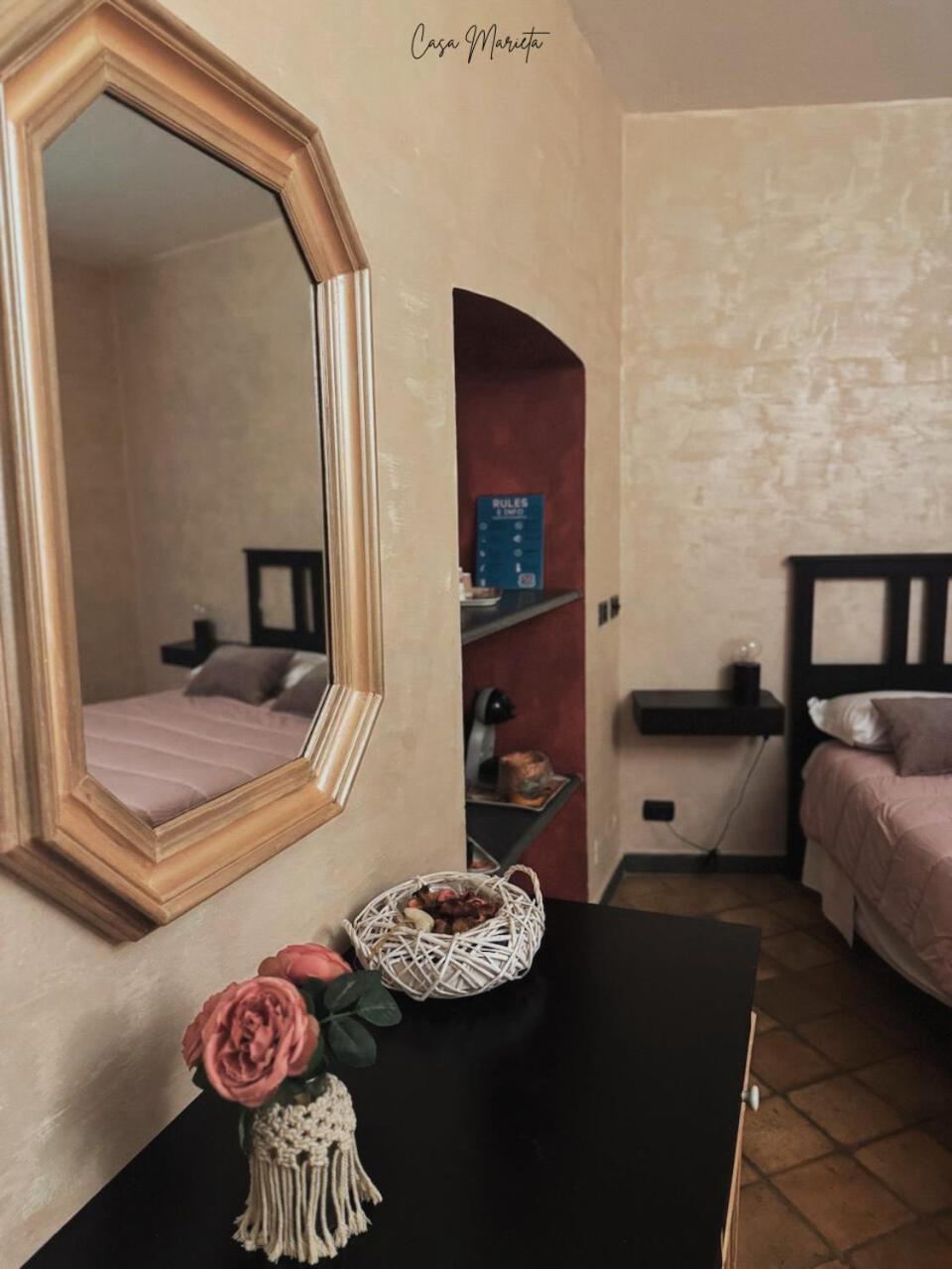 Marieta Rooms Sarzana Exterior photo