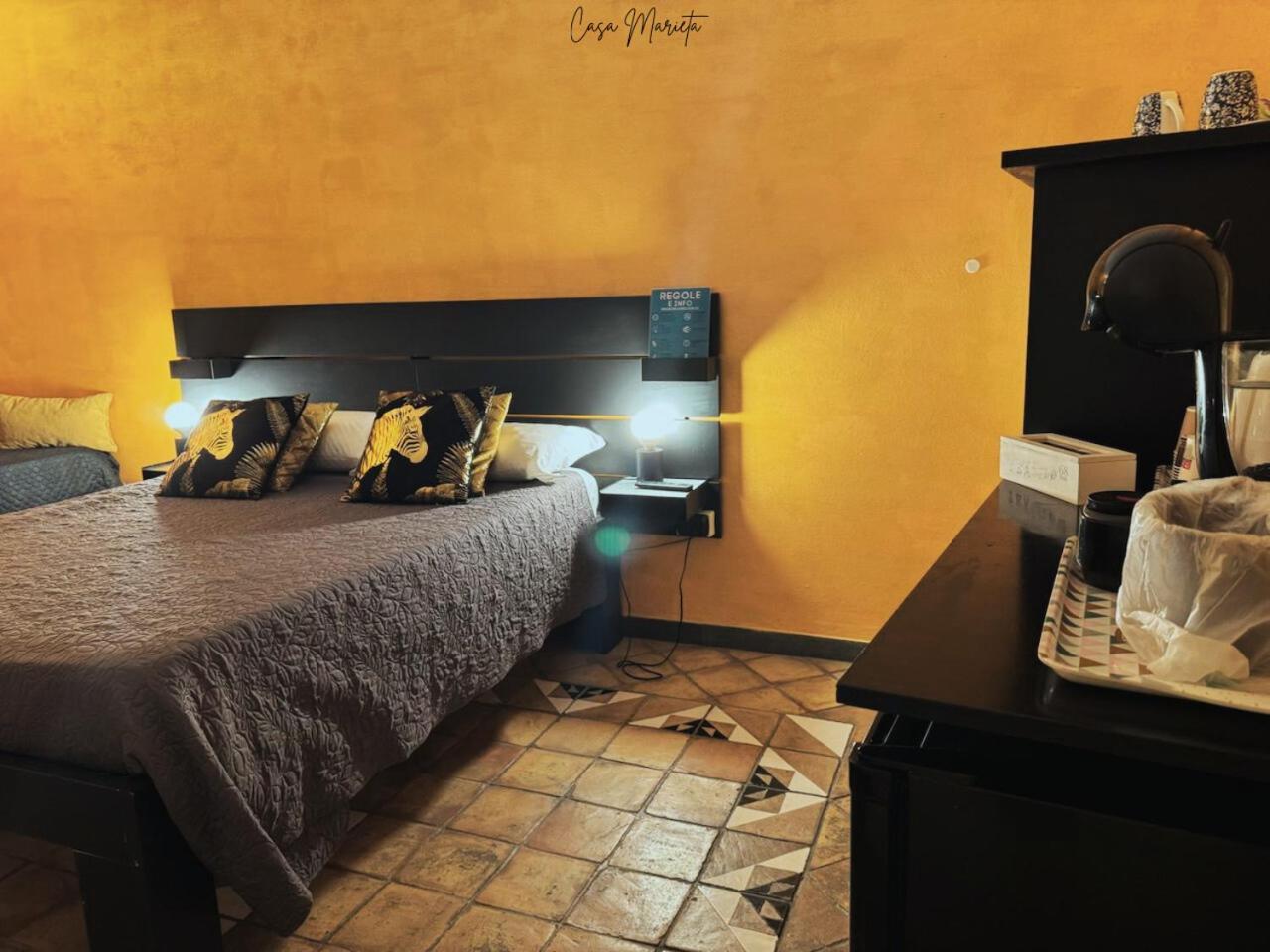 Marieta Rooms Sarzana Exterior photo